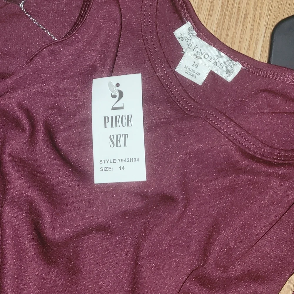 New Knitworks Burgundy 2 piece dress set size 14 - Picture 11 of 12